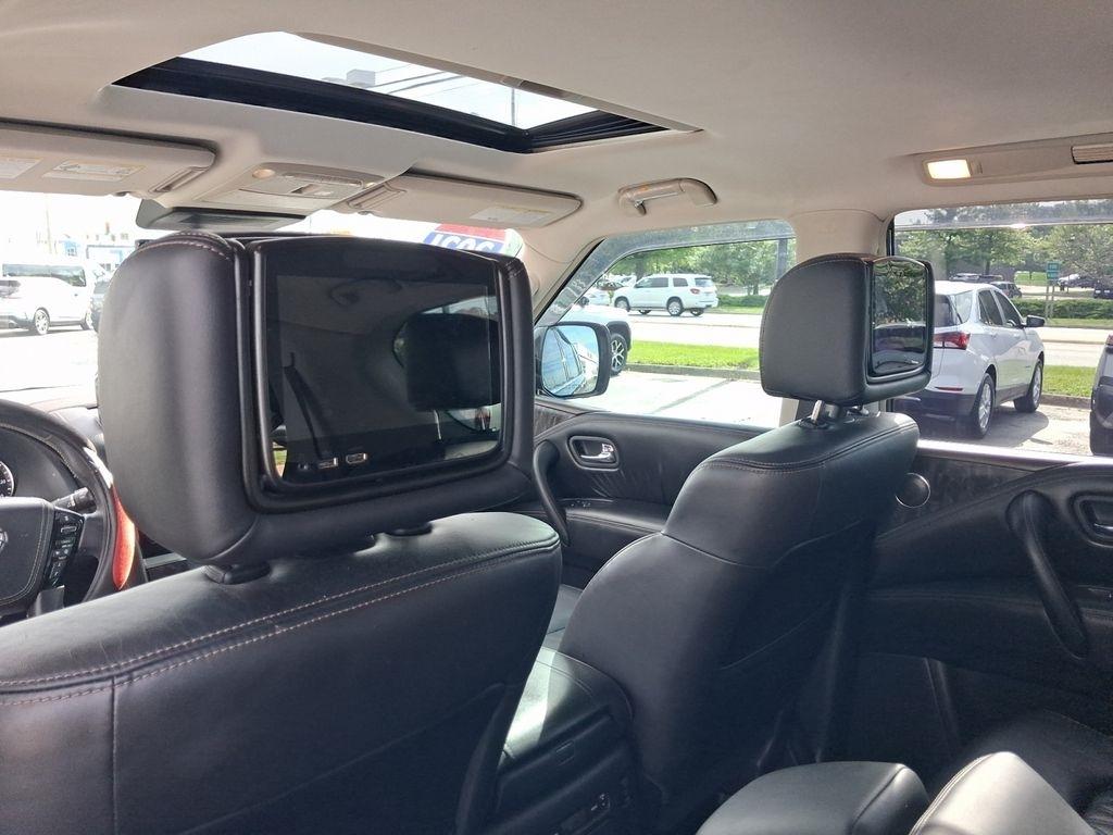 Nissan Armada  2021
