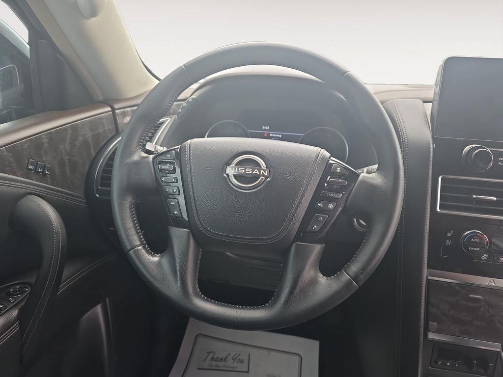 Nissan Armada  2021