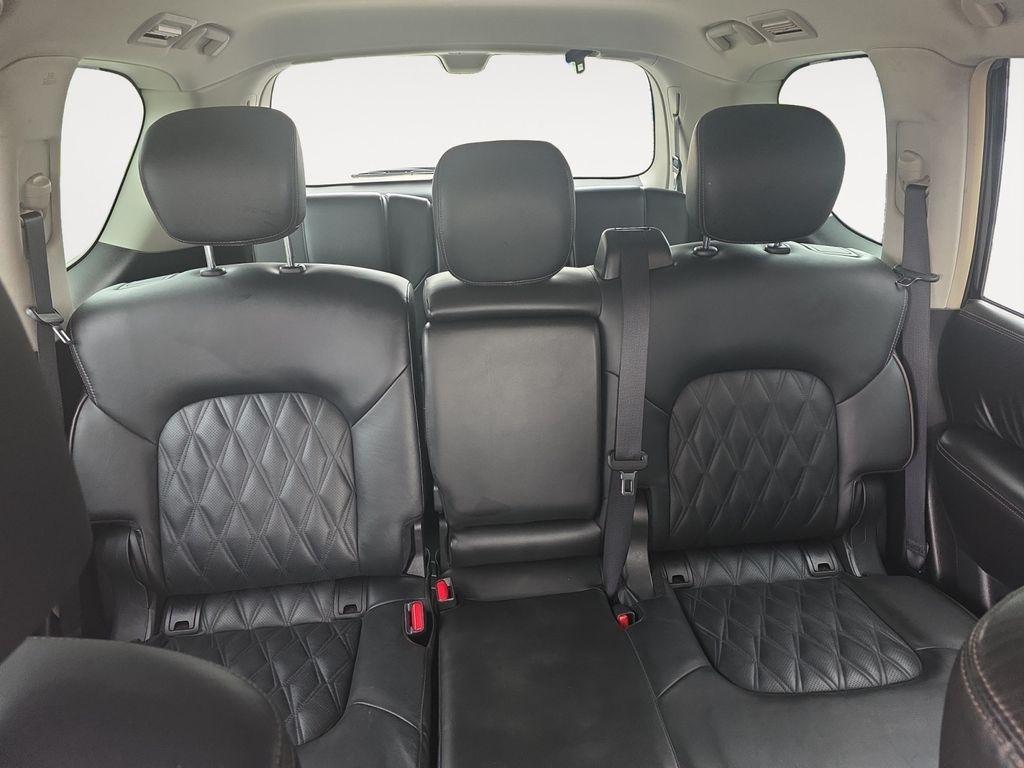 Nissan Armada  2021