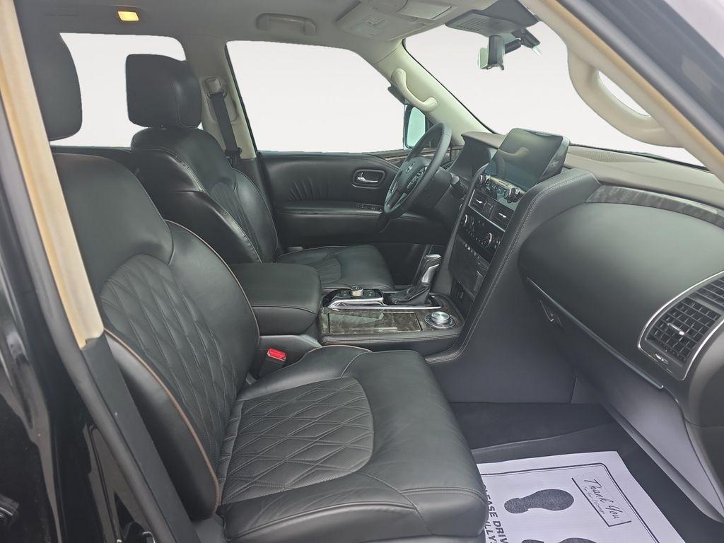 Nissan Armada  2021