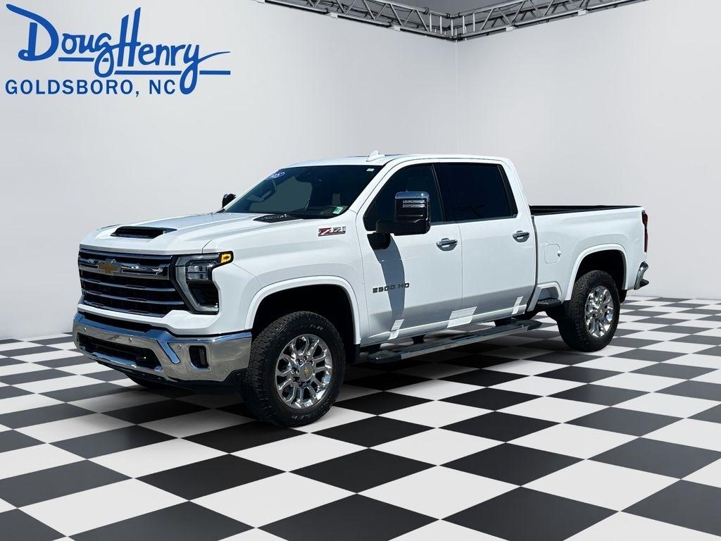 Chevrolet Silverado 2500HD  2025