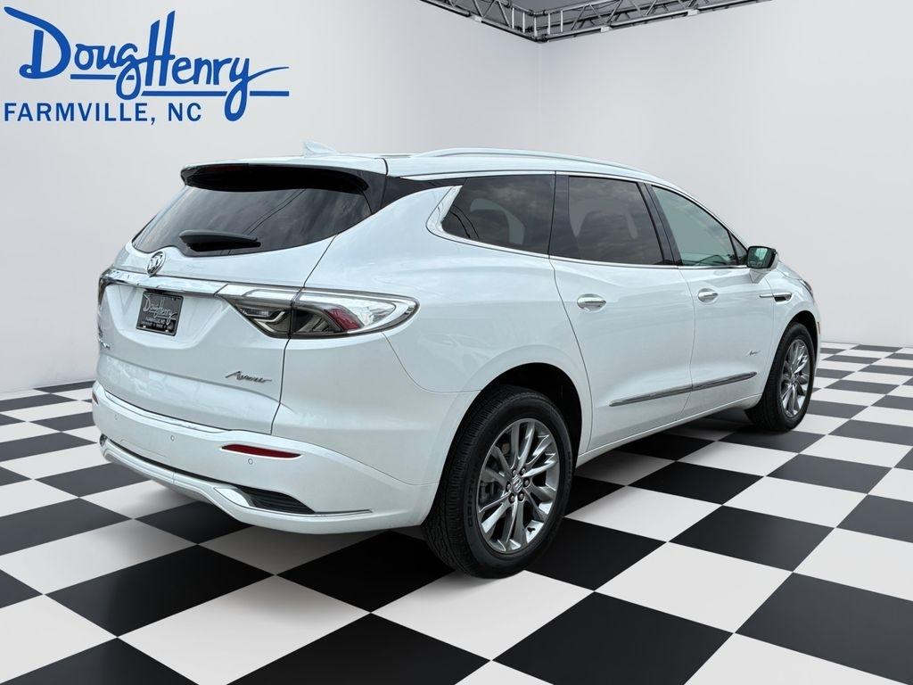 Buick Enclave  2023