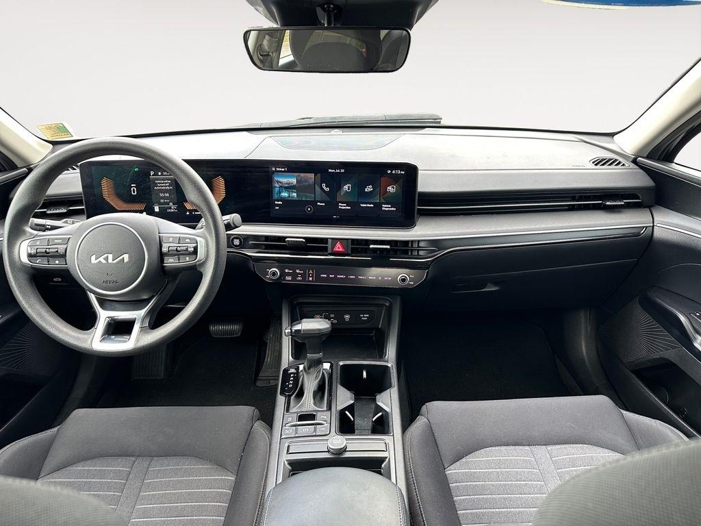 Kia K5  2025