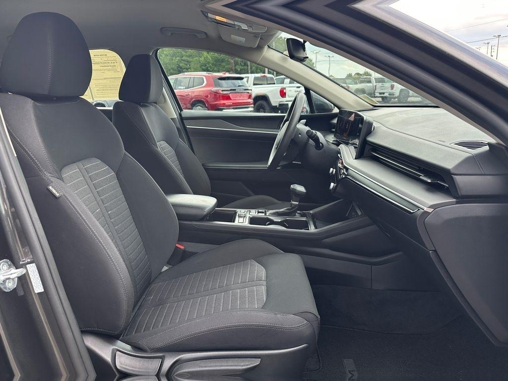Kia K5  2025