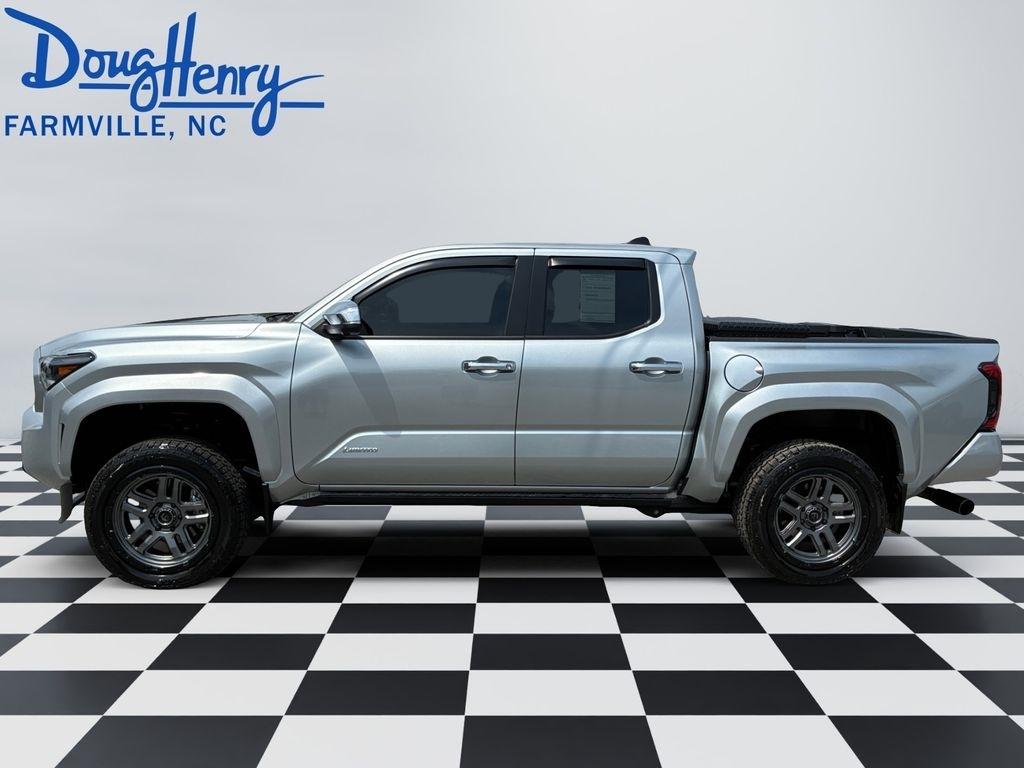 Toyota Tacoma 4WD  2026