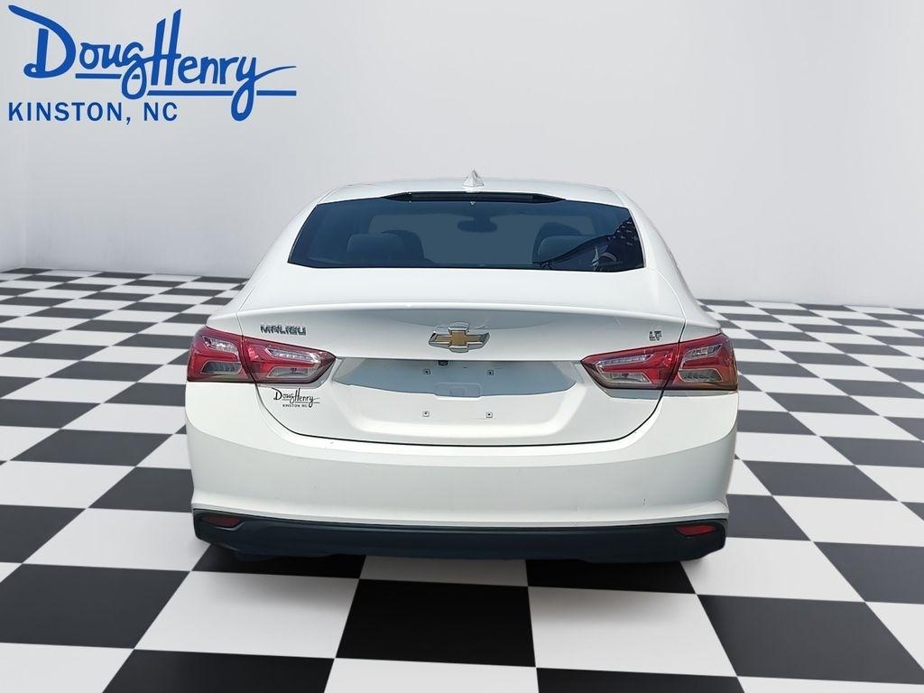 Chevrolet Malibu  2021