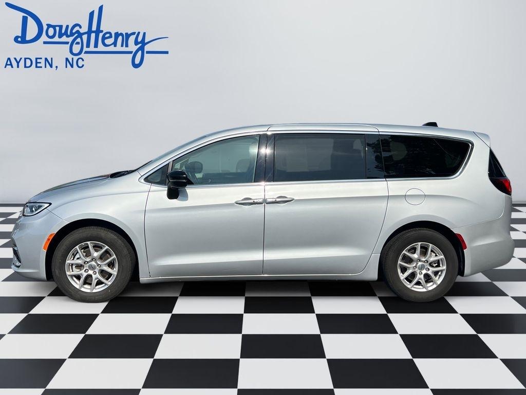Chrysler Pacifica  2024