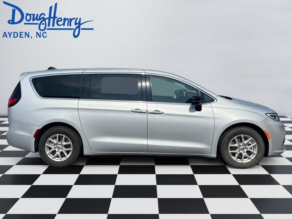 Chrysler Pacifica  2024