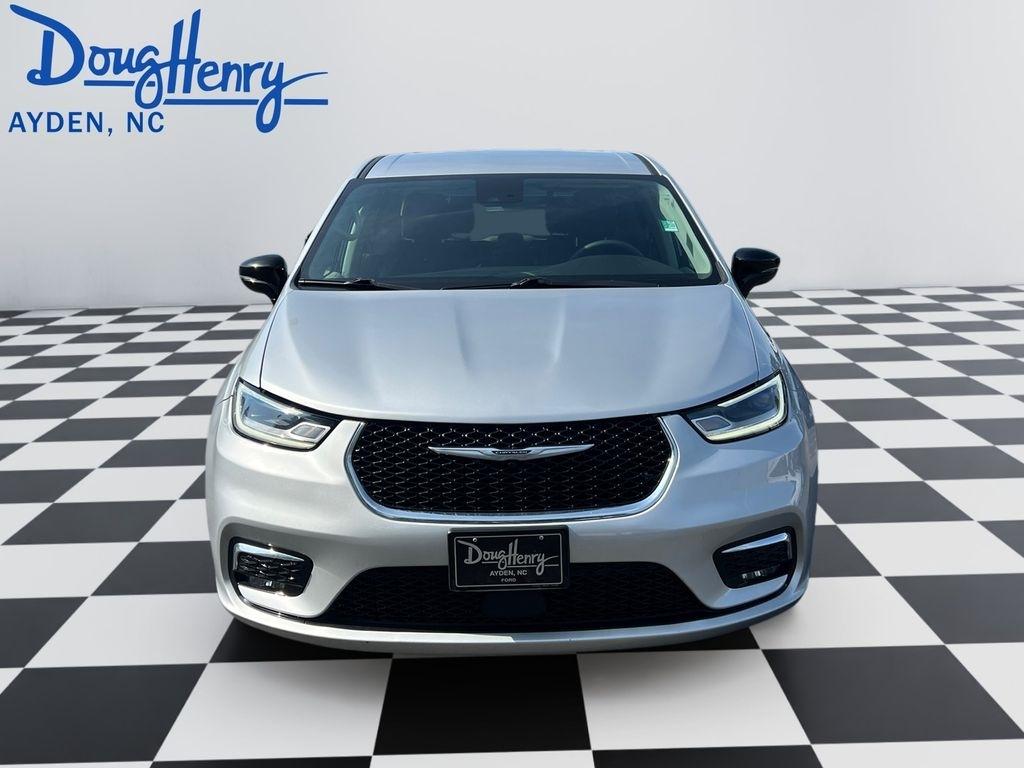 Chrysler Pacifica  2024