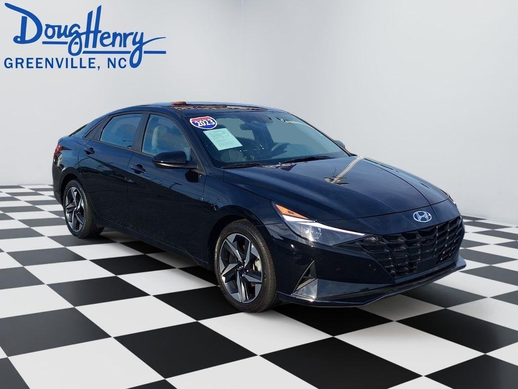 Hyundai Elantra  2023