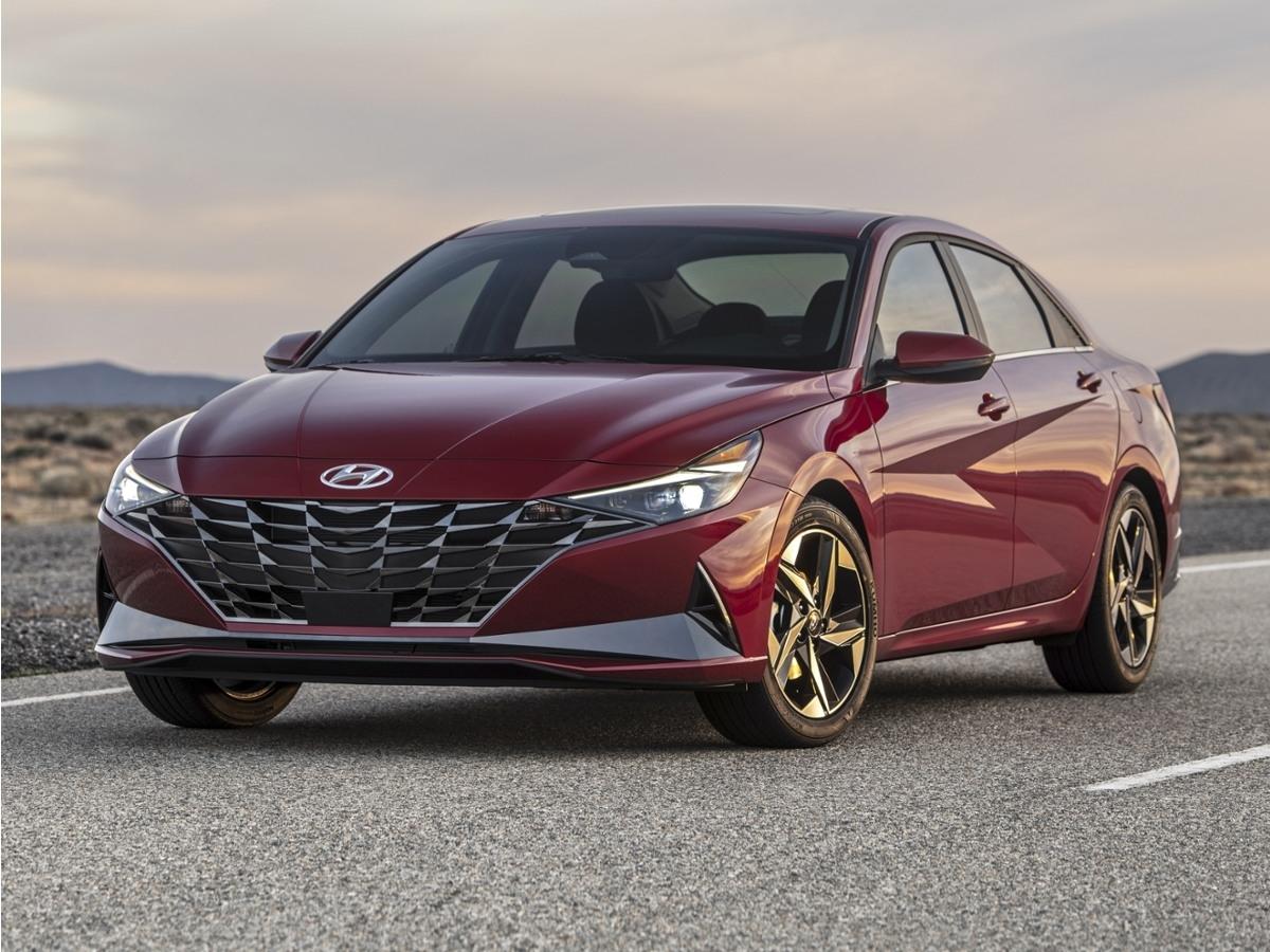Hyundai Elantra  2021