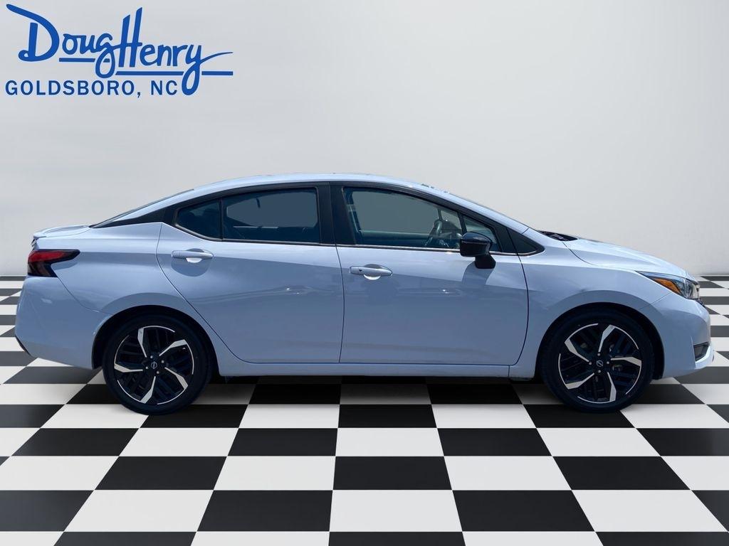 Nissan Versa  2024