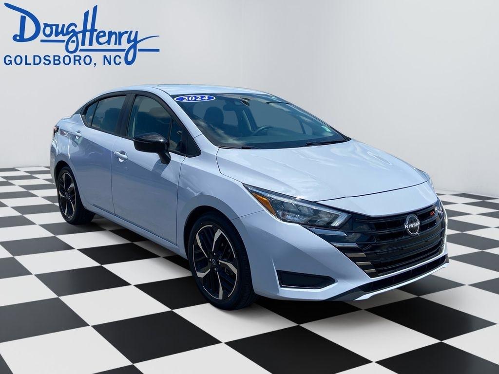 Nissan Versa  2024