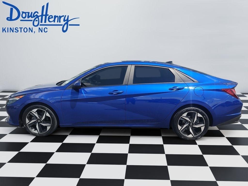 Hyundai Elantra  2023
