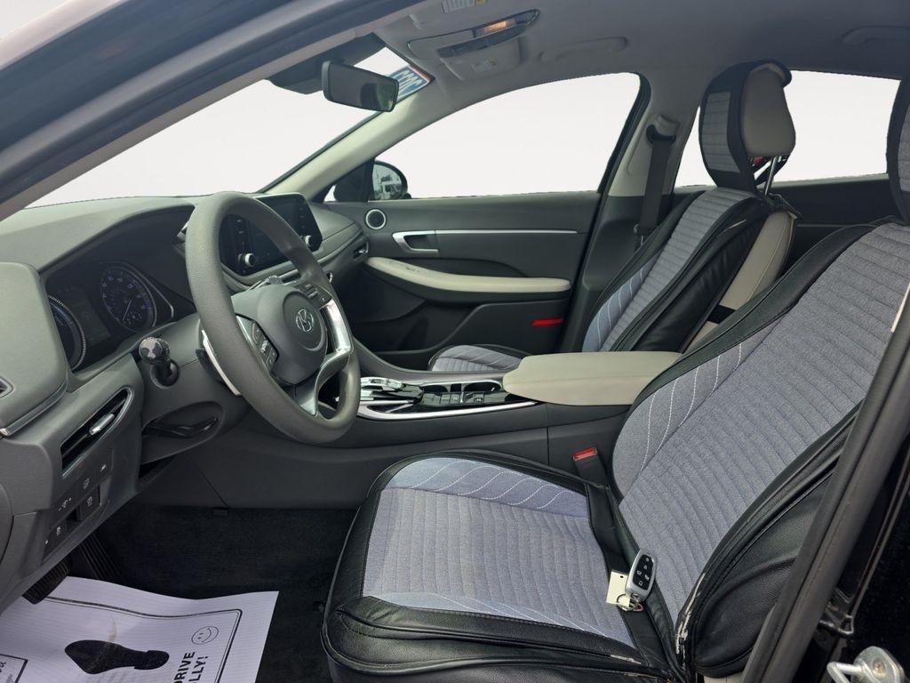 Hyundai Sonata Hybrid  2022