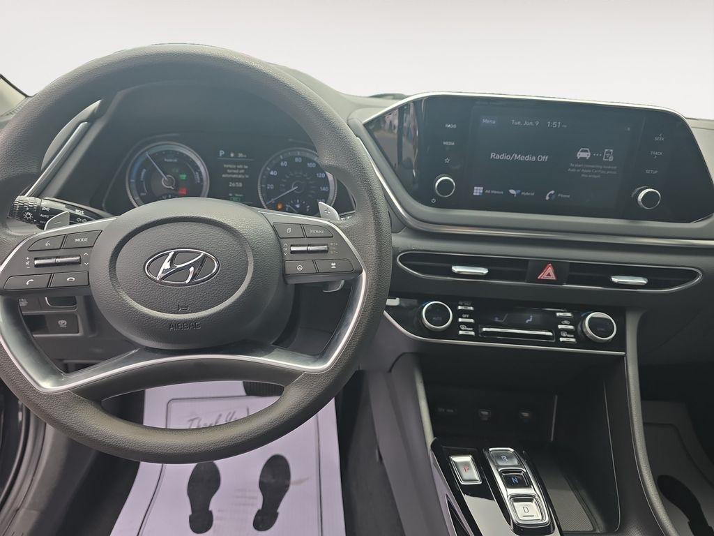 Hyundai Sonata Hybrid  2022