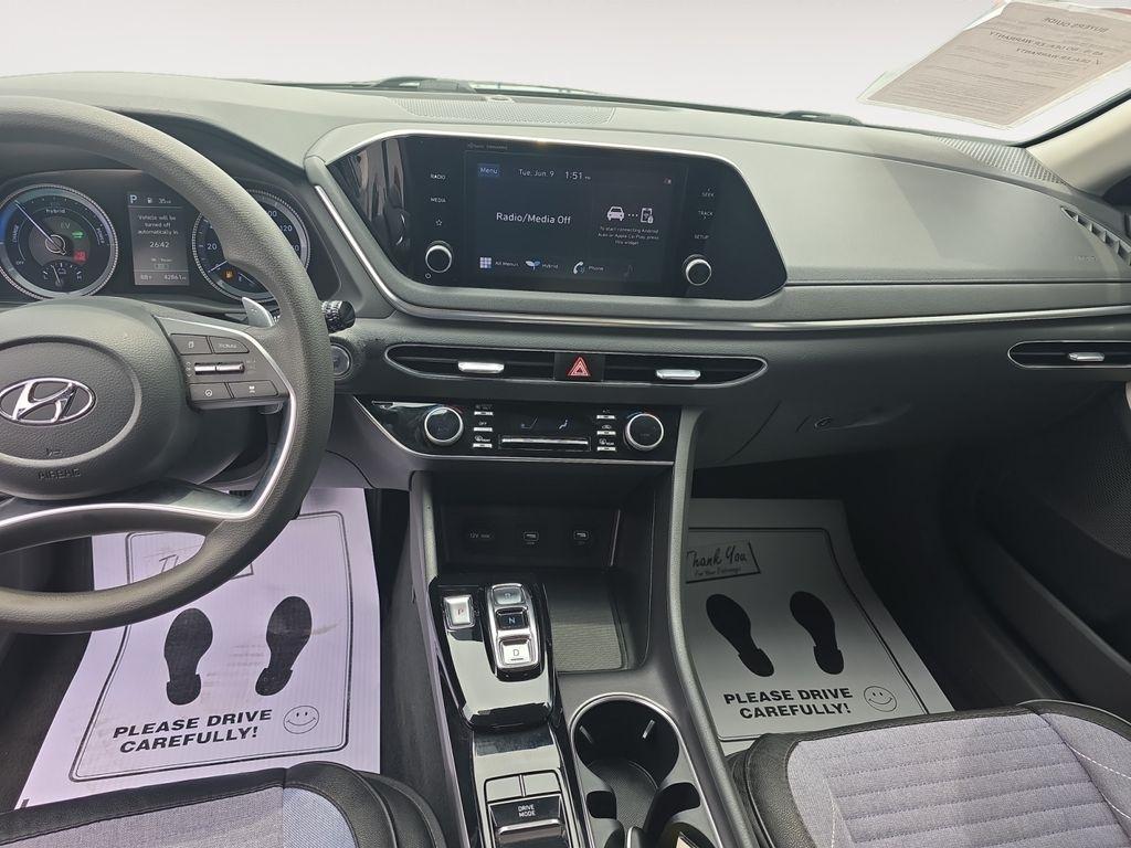 Hyundai Sonata Hybrid  2022