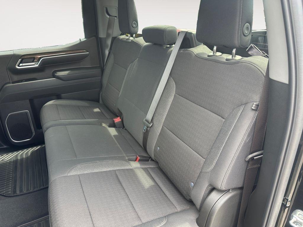 Chevrolet Silverado 1500  2026