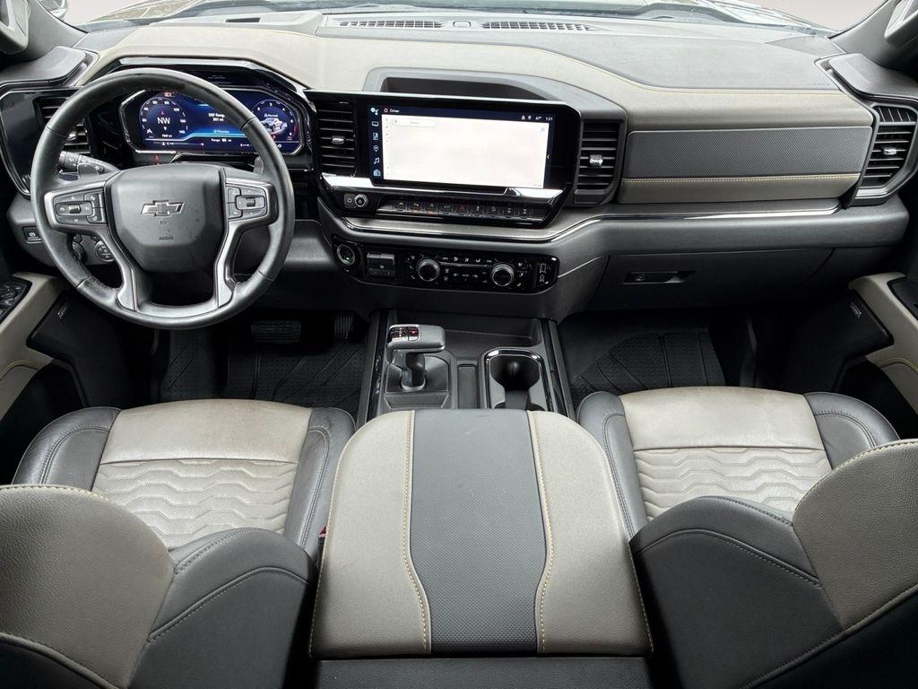 Chevrolet Silverado 1500  2025