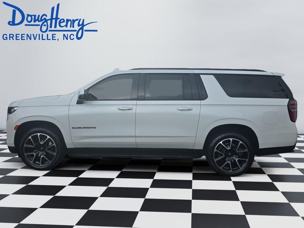 2022 Chevrolet Suburban RST - Photo 2