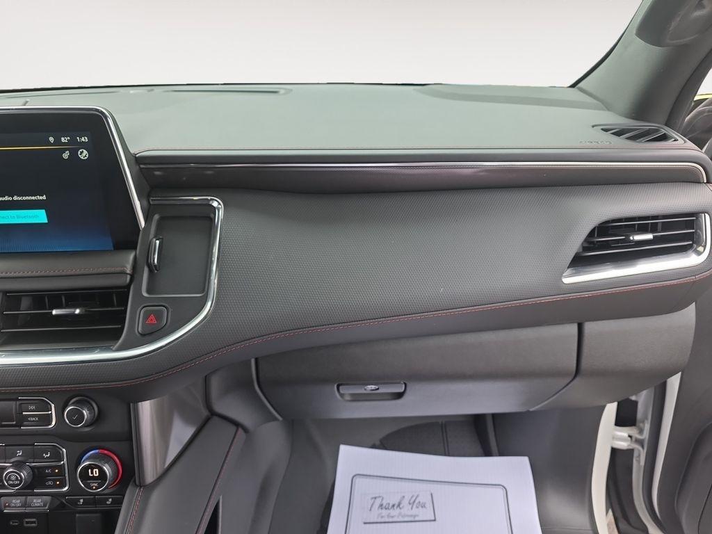2022 Chevrolet Suburban RST - Photo 10