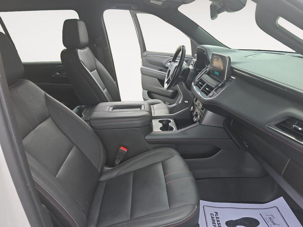 2022 Chevrolet Suburban RST - Photo 15