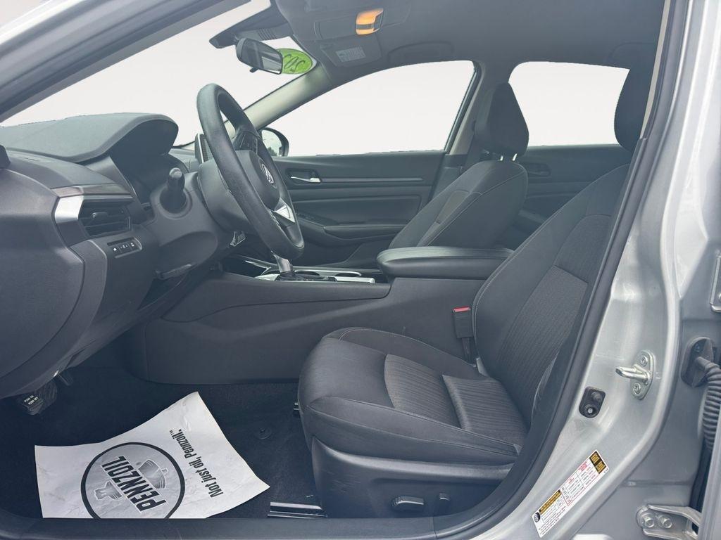 Nissan Altima  2024