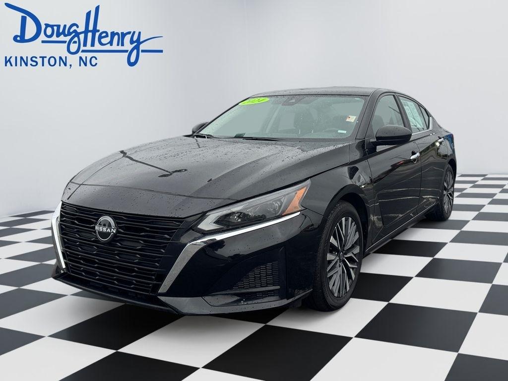 Nissan Altima  2024