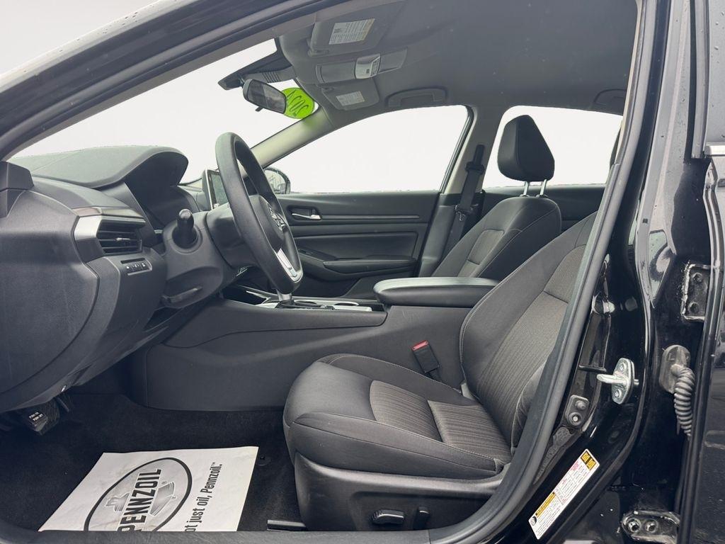 Nissan Altima  2024