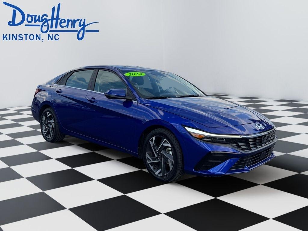 Hyundai Elantra  2024