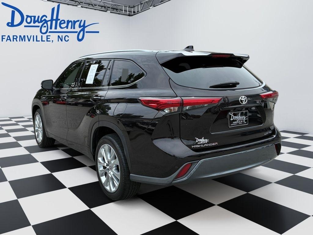 Toyota Highlander  2021