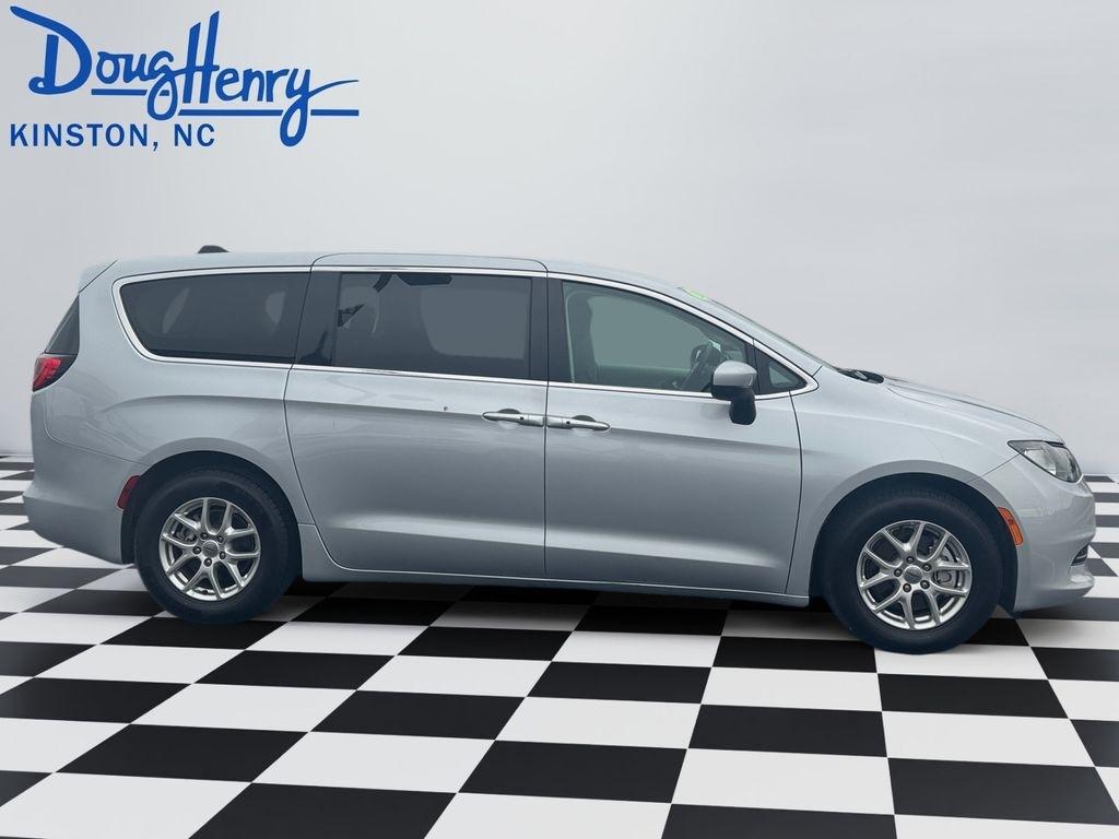 Chrysler Voyager  2023