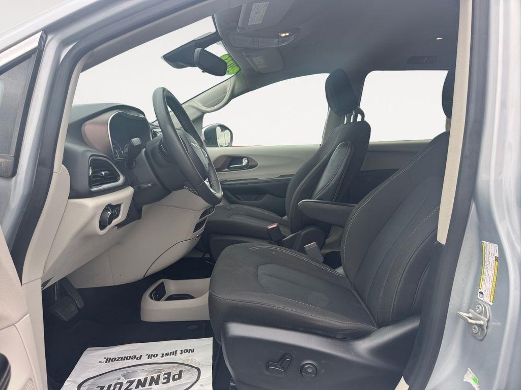 Chrysler Voyager  2023