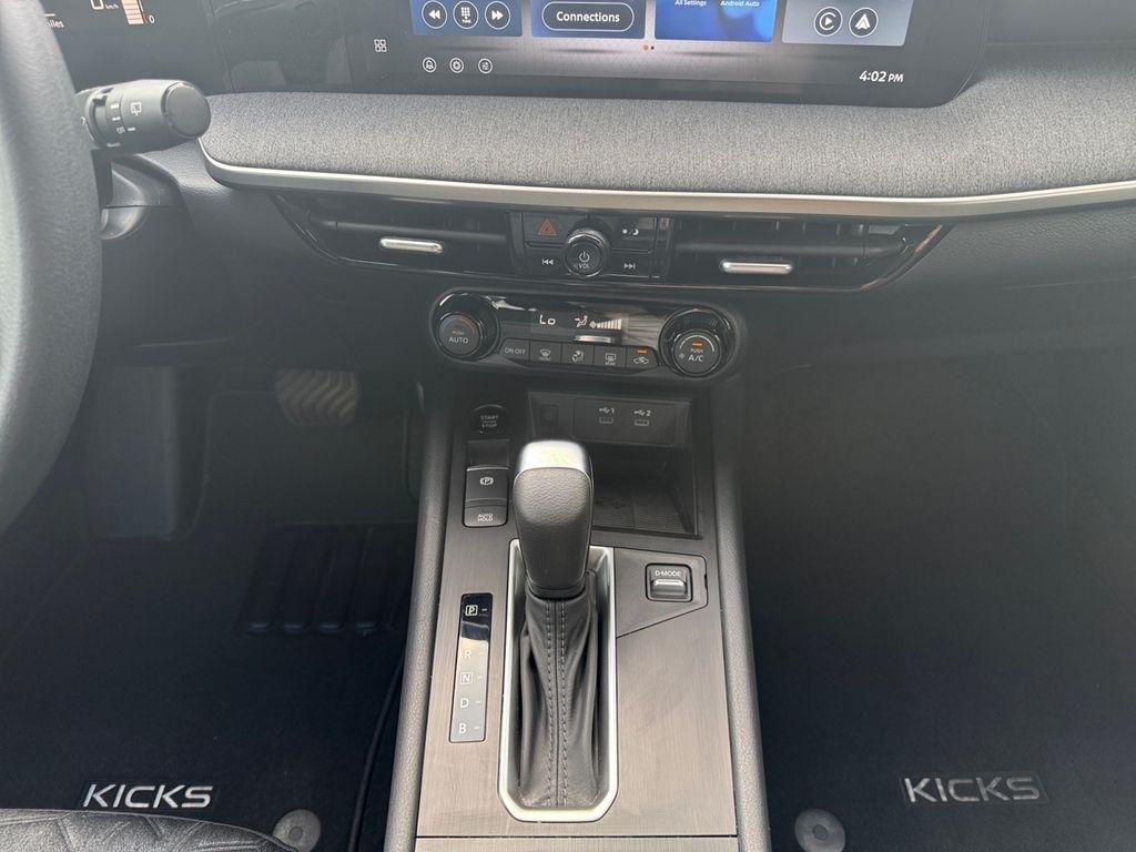 Nissan Kicks  2026