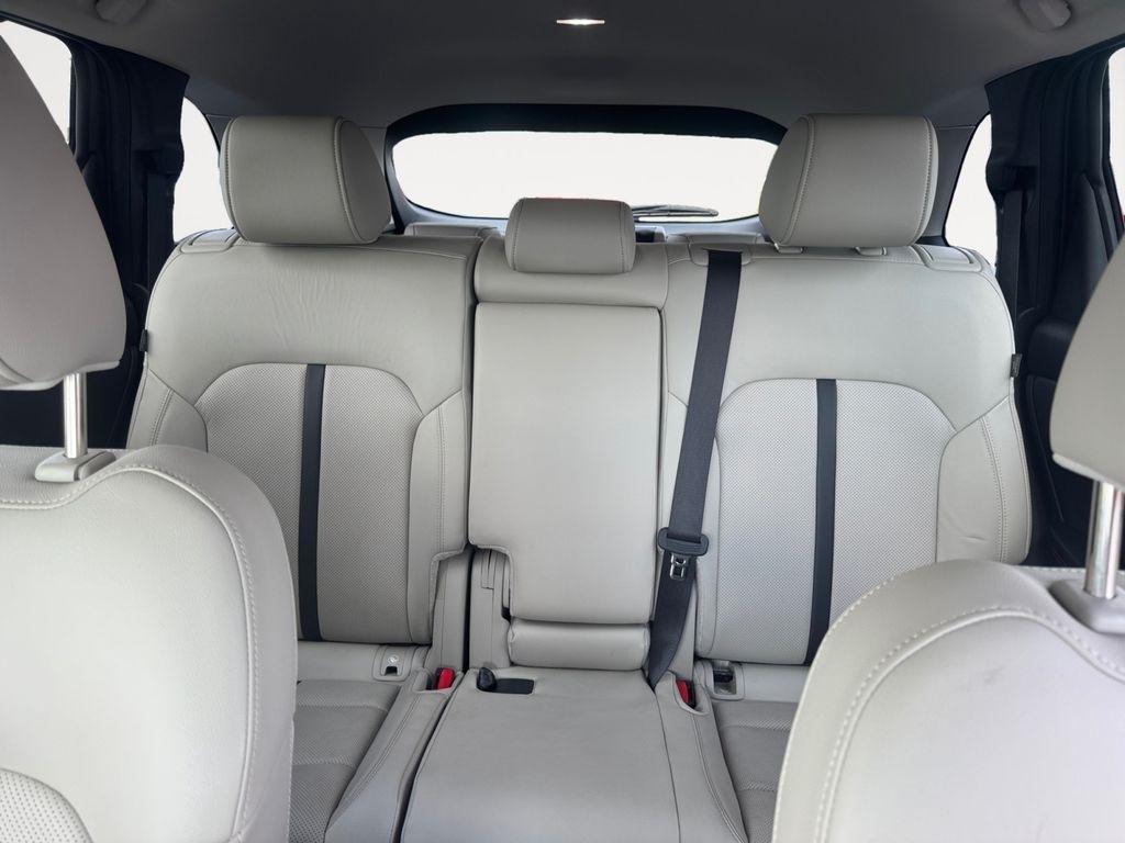 Mazda CX-90  2025