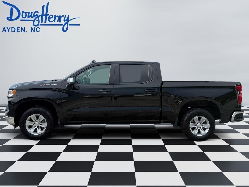 Chevrolet Silverado 1500  2025