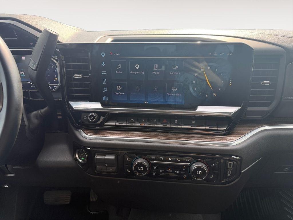 Chevrolet Silverado 1500  2025
