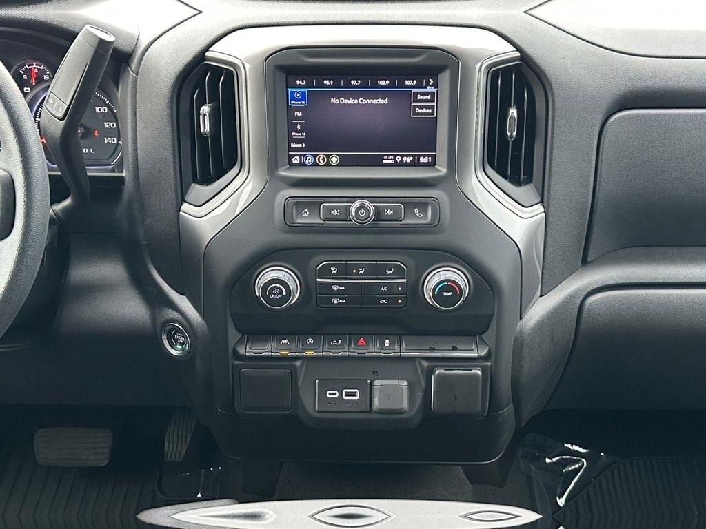 Chevrolet Silverado 1500  2024