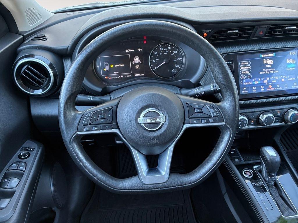 Nissan Kicks  2023