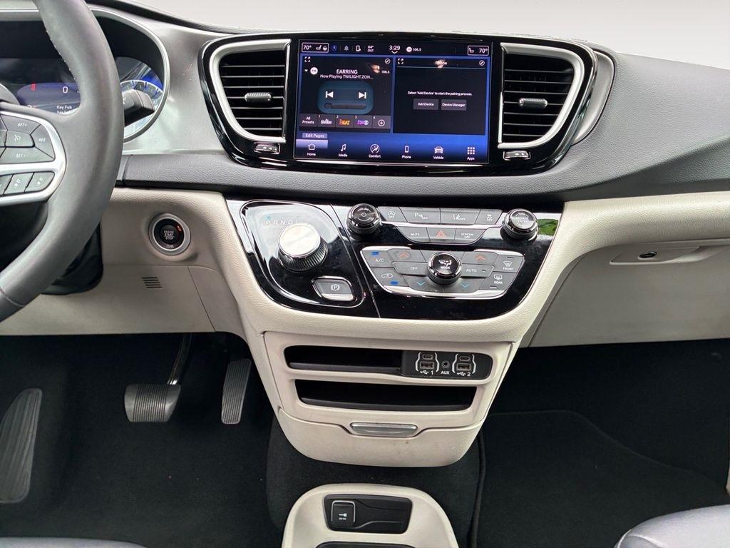 Chrysler Pacifica  2024