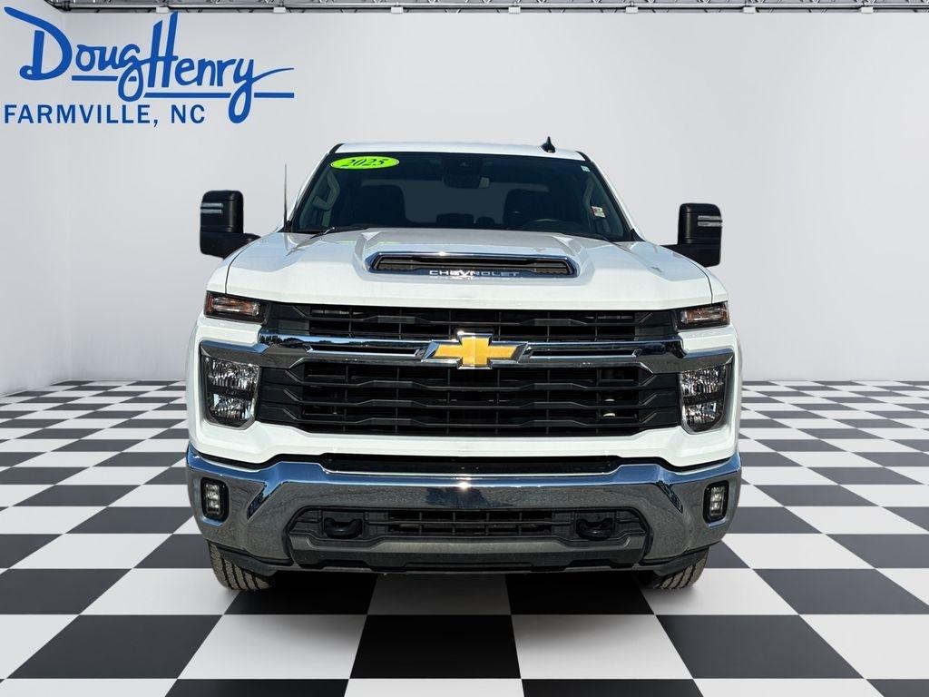 Chevrolet Silverado 2500HD  2025