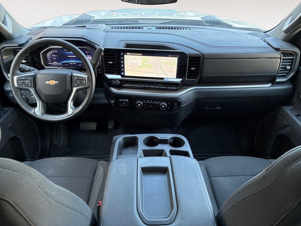 Chevrolet Silverado 2500HD  2025