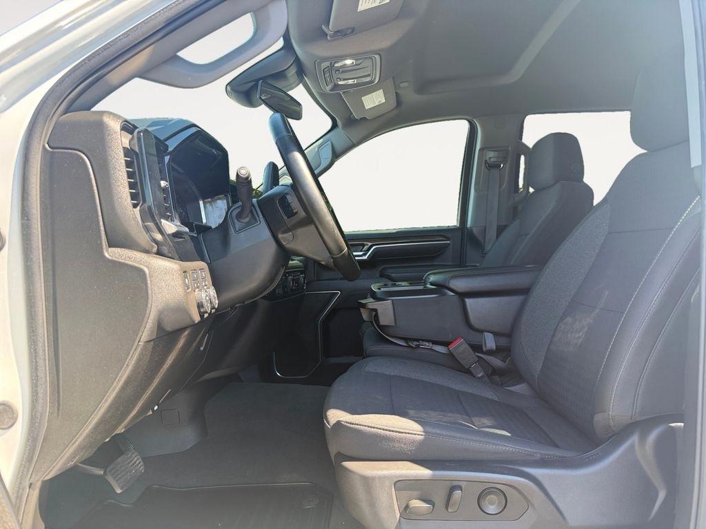 Chevrolet Silverado 2500HD  2025