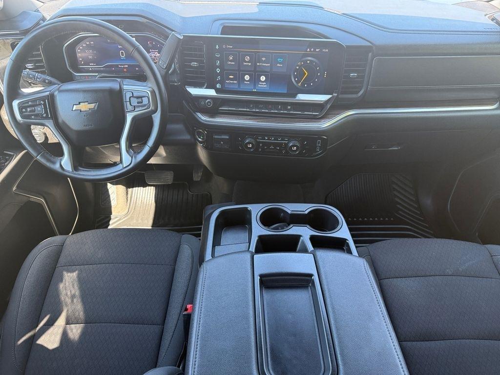 Chevrolet Silverado 2500HD  2025