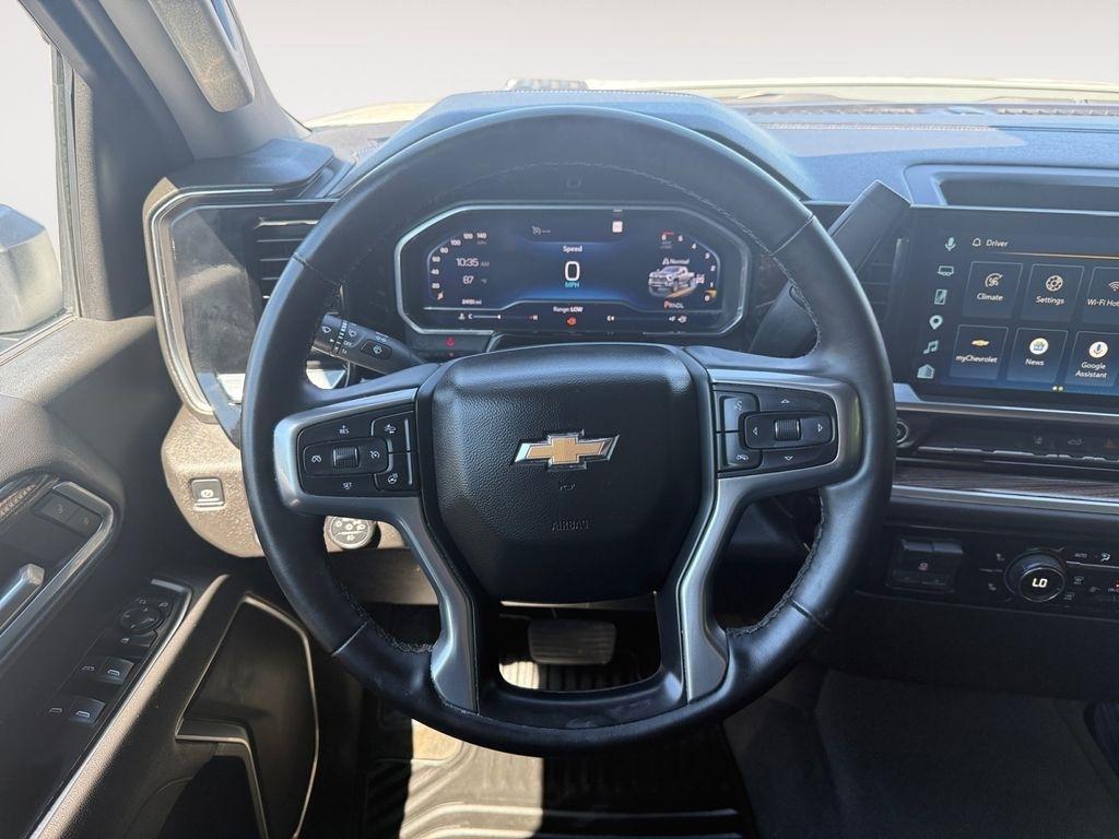 Chevrolet Silverado 2500HD  2025
