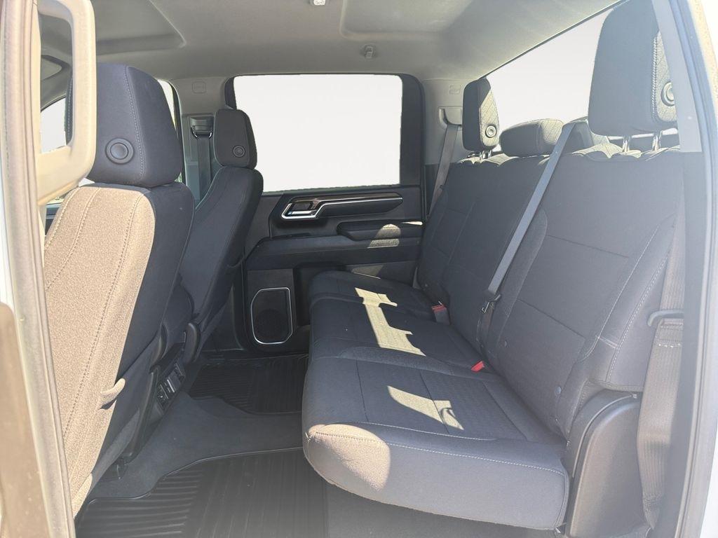 Chevrolet Silverado 2500HD  2025