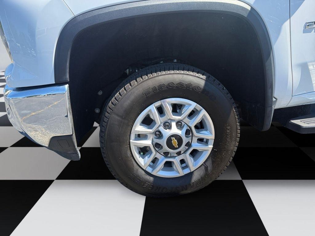 Chevrolet Silverado 2500HD  2025