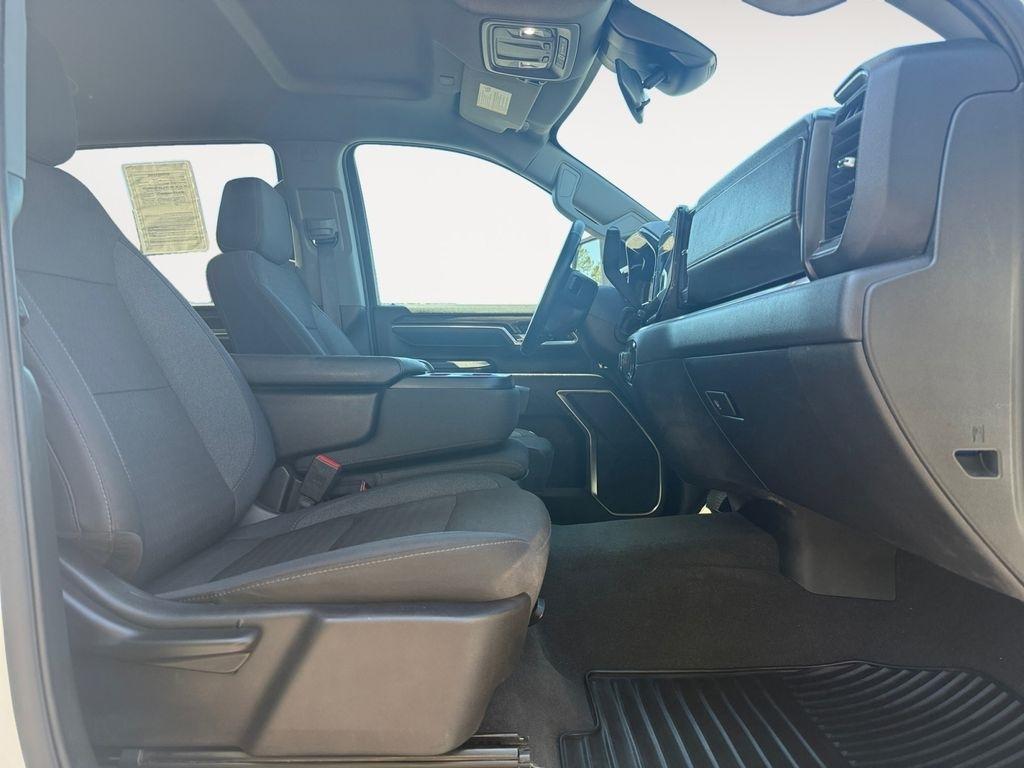 Chevrolet Silverado 2500HD  2025