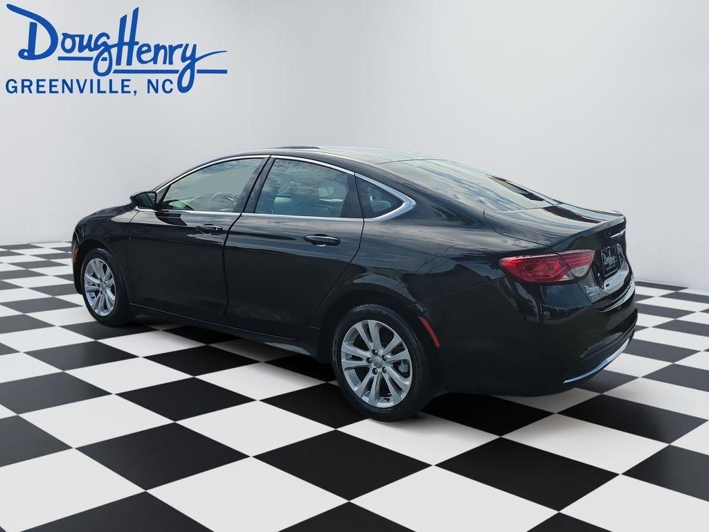 Chrysler 200  2016