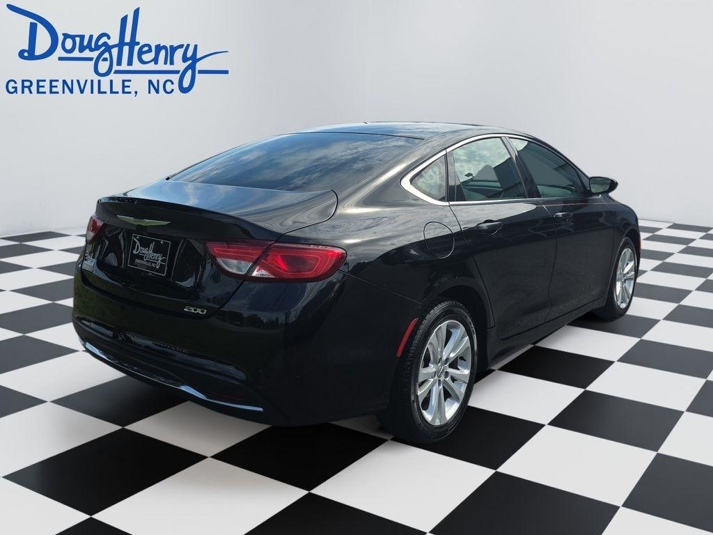 Chrysler 200  2016
